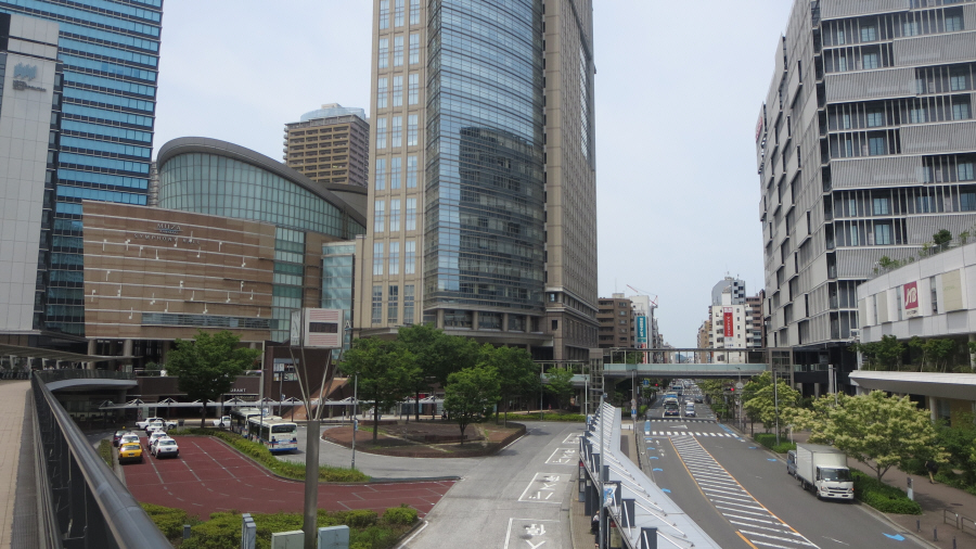 川崎駅から